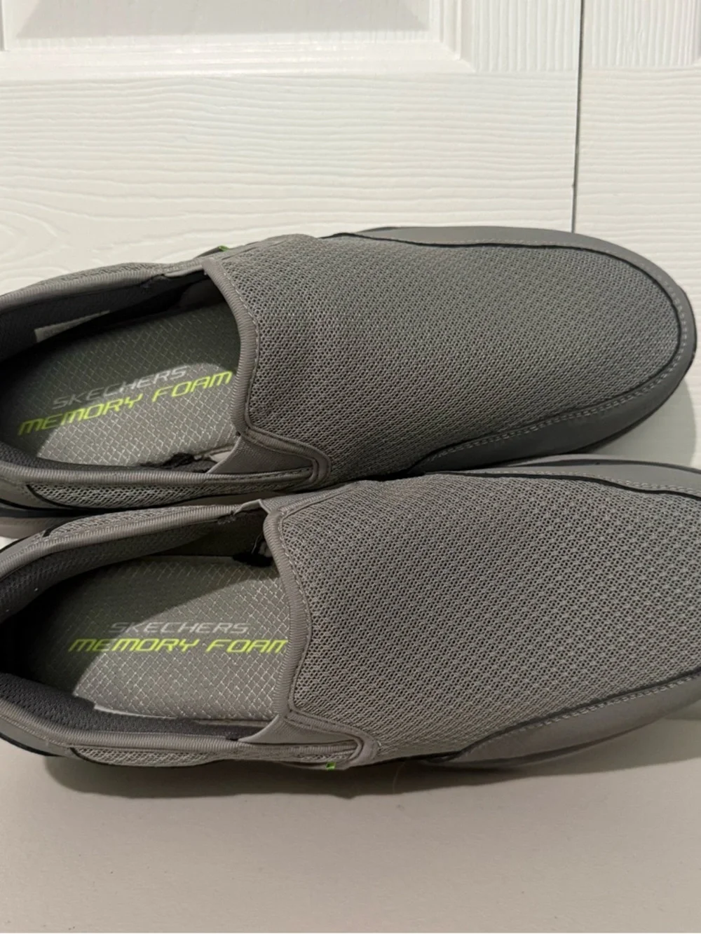 Skechers Memory Foam Slip On Walking Shoes, Gray Dual Lite, Men’s Size 11